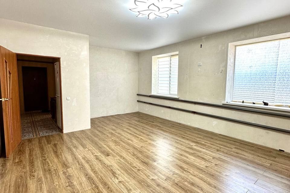 Продаётся 3-комнатная квартира, 81.8 м²