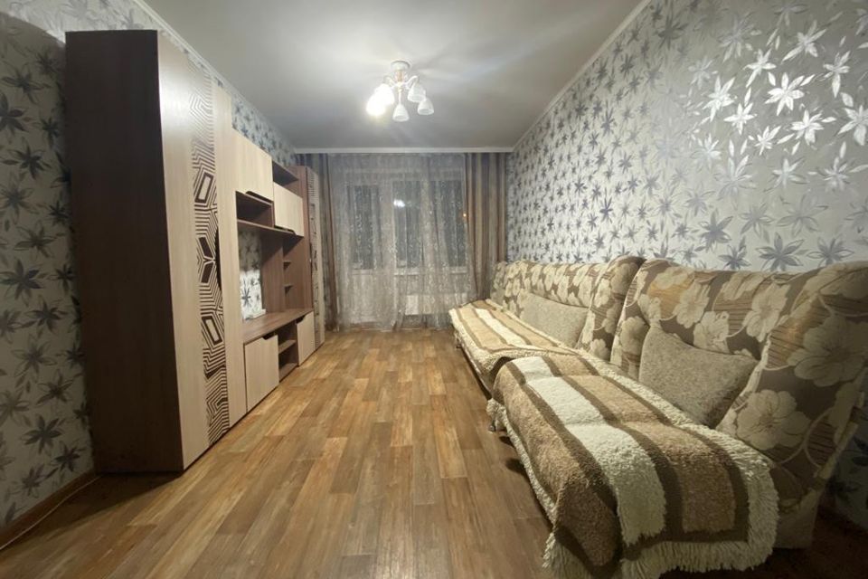 Сдаётся 2-комнатная квартира, 58 м²