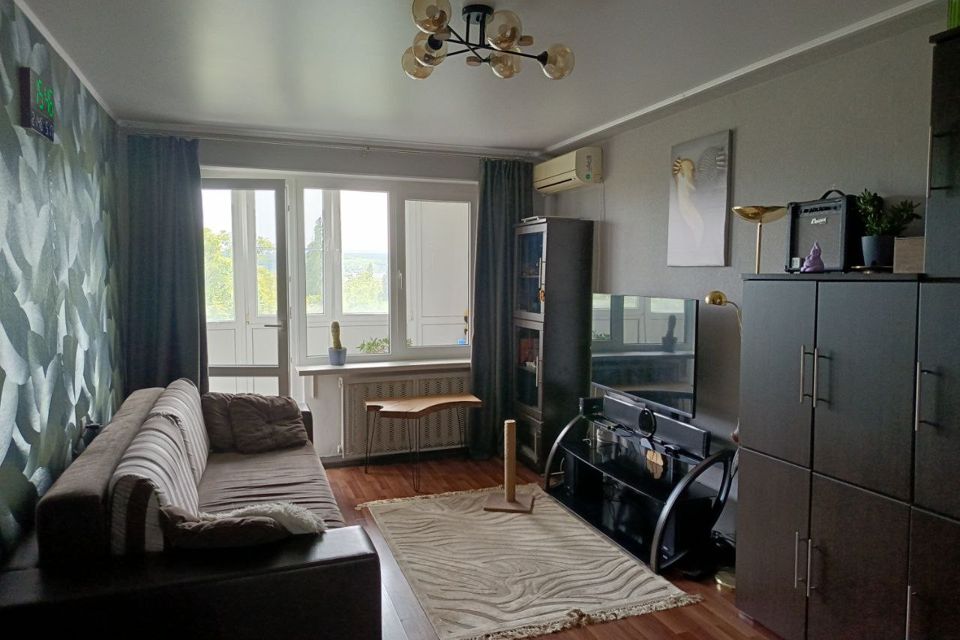 Продаётся 2-комнатная квартира, 42.8 м²