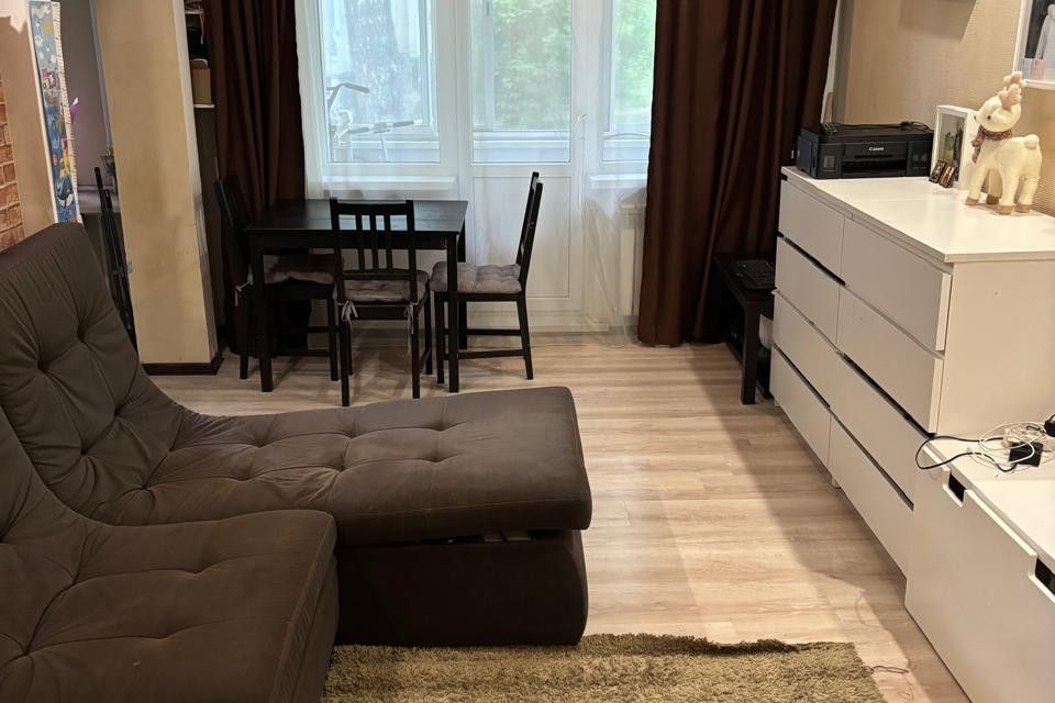 Продаётся 3-комнатная квартира, 60 м²