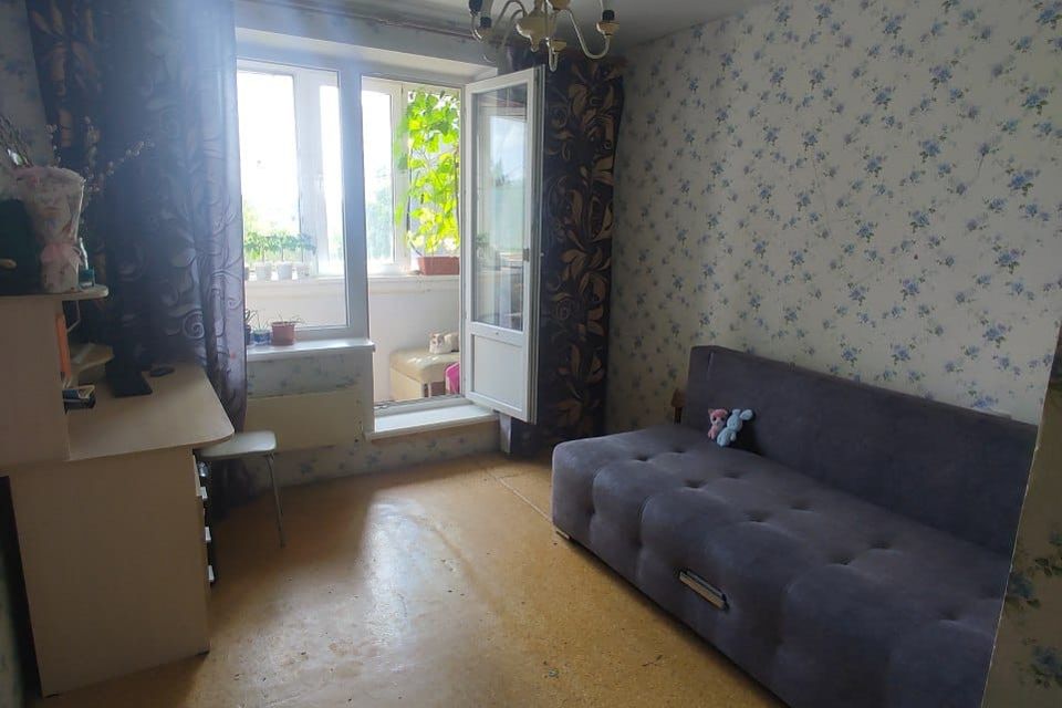 Продаётся 3-комнатная квартира, 49 м²