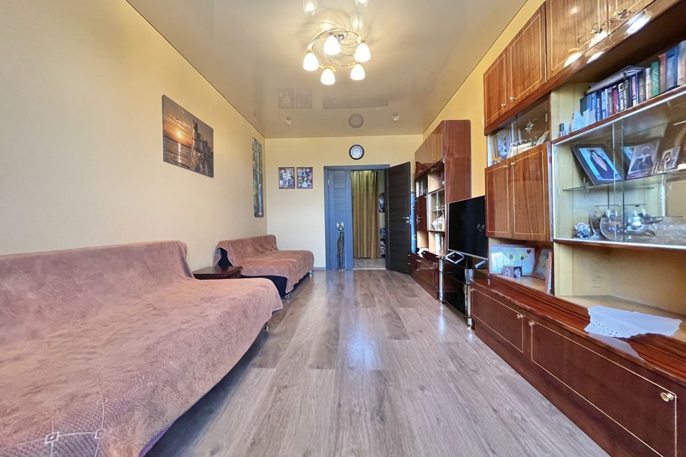 Продаётся 1-комнатная квартира, 49.4 м²