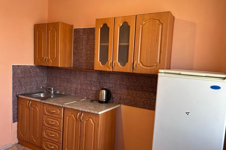 Продаётся 4-комнатная квартира, 82 м²