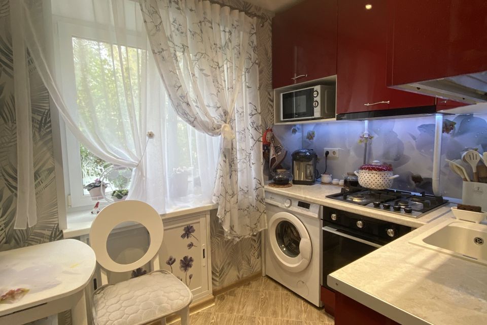 Продаётся 2-комнатная квартира, 41.8 м²