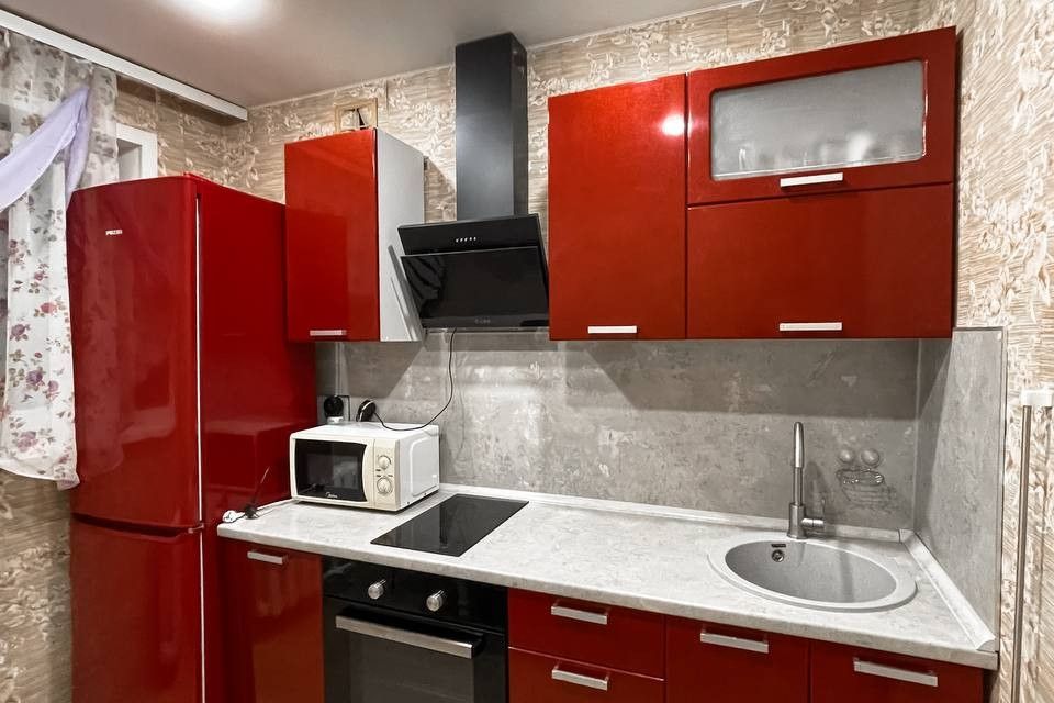 Продаётся 4-комнатная квартира, 76 м²