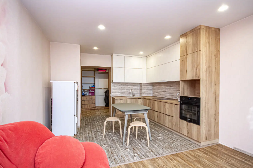 Продаётся 3-комнатная квартира, 74 м²