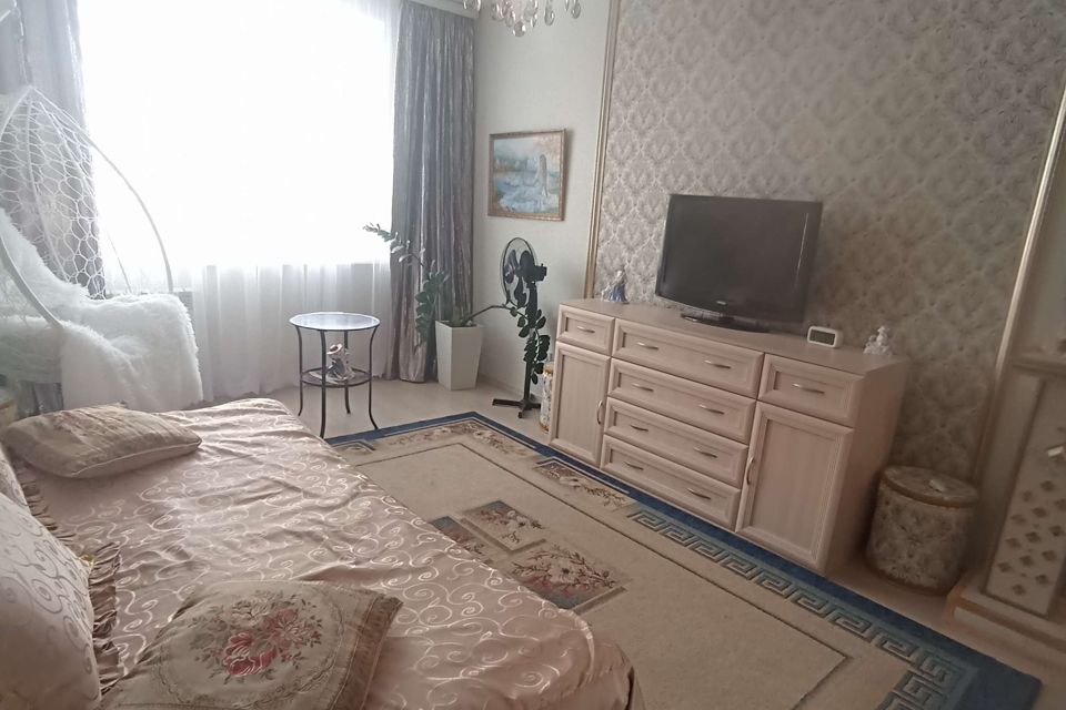 Продаётся 1-комнатная квартира, 32 м²