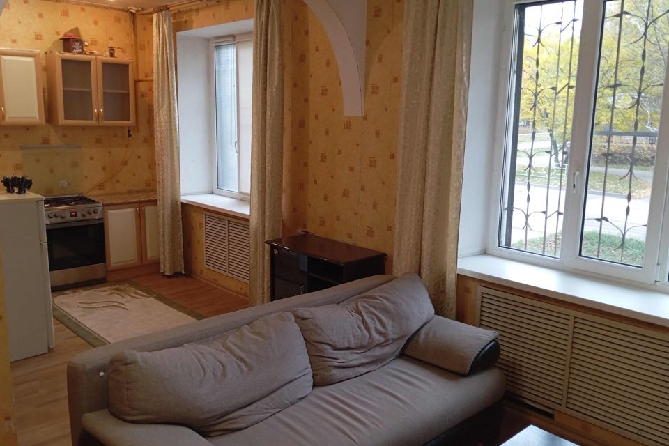 Сдаётся 1-комнатная квартира, 37 м²