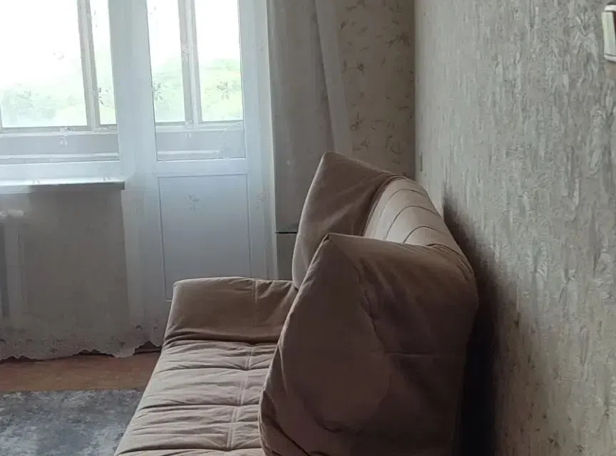 Сдаётся 2-комнатная квартира, 65 м²