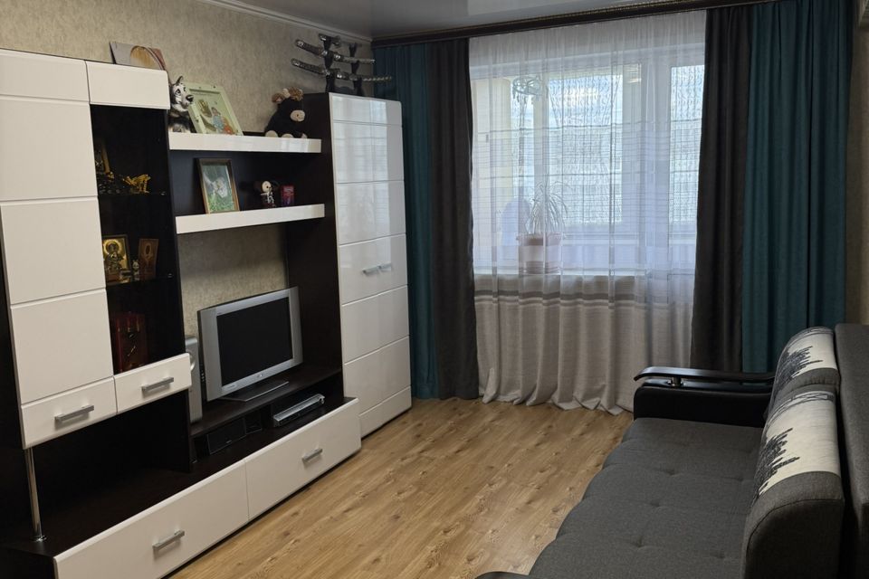 Продаётся 3-комнатная квартира, 62 м²