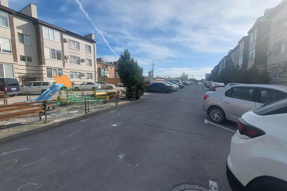 Продаётся 2-комнатная квартира, 57 м²
