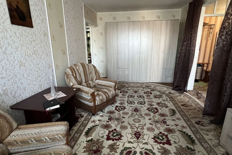 Продаётся 3-комнатная квартира, 58.3 м²