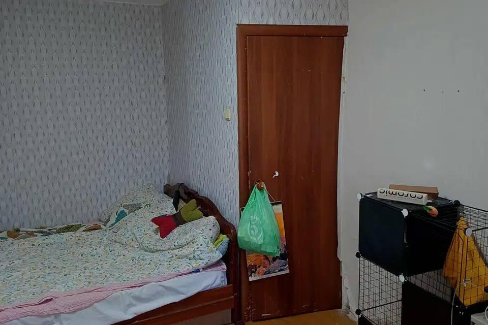 Продаётся 3-комнатная квартира, 50.6 м²