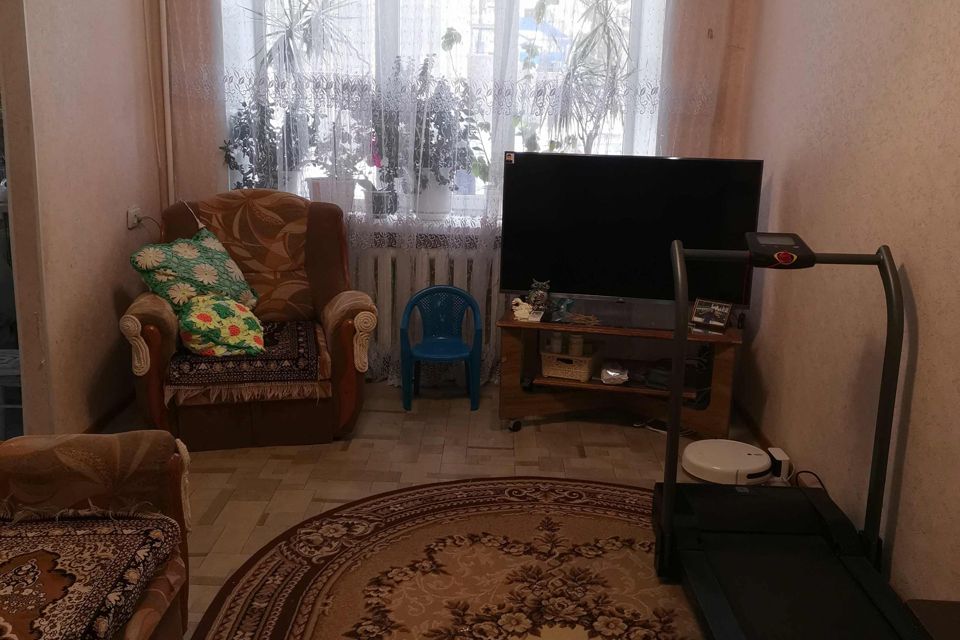 Продаётся 3-комнатная квартира, 54.7 м²