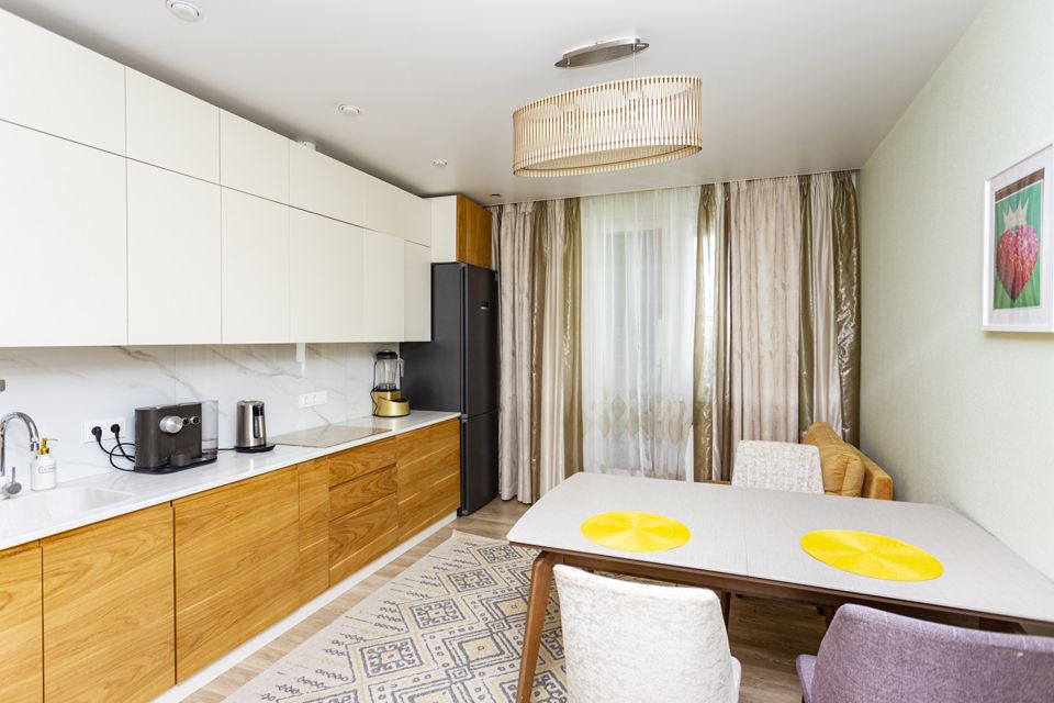 Продаётся 2-комнатная квартира, 68.8 м²