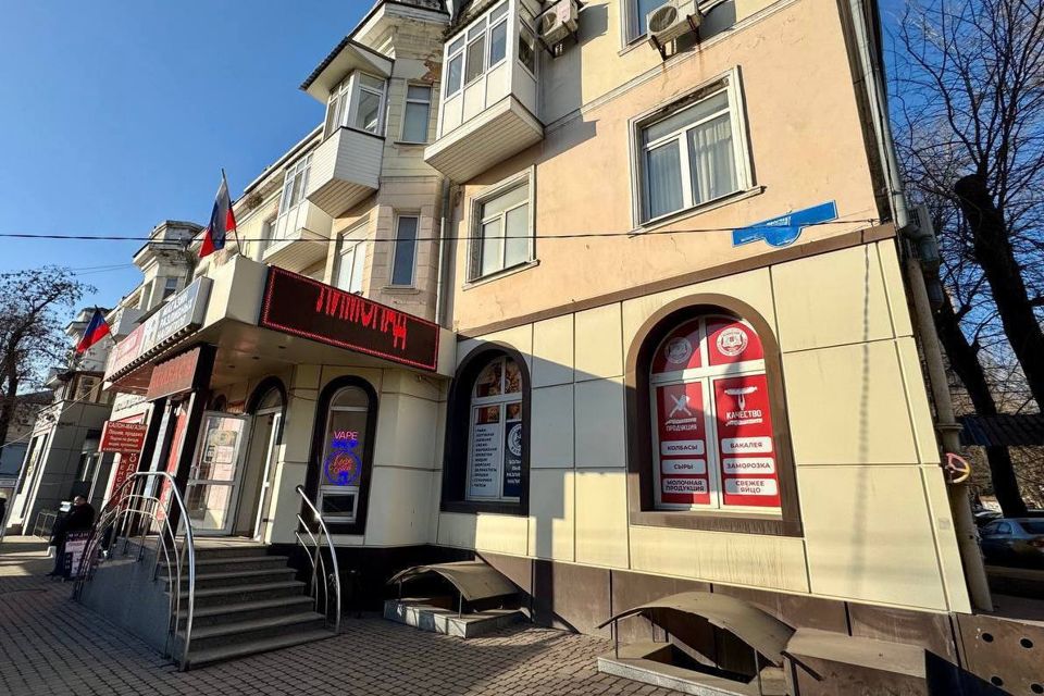 Продаётся торговое помещение, 173.5 м²