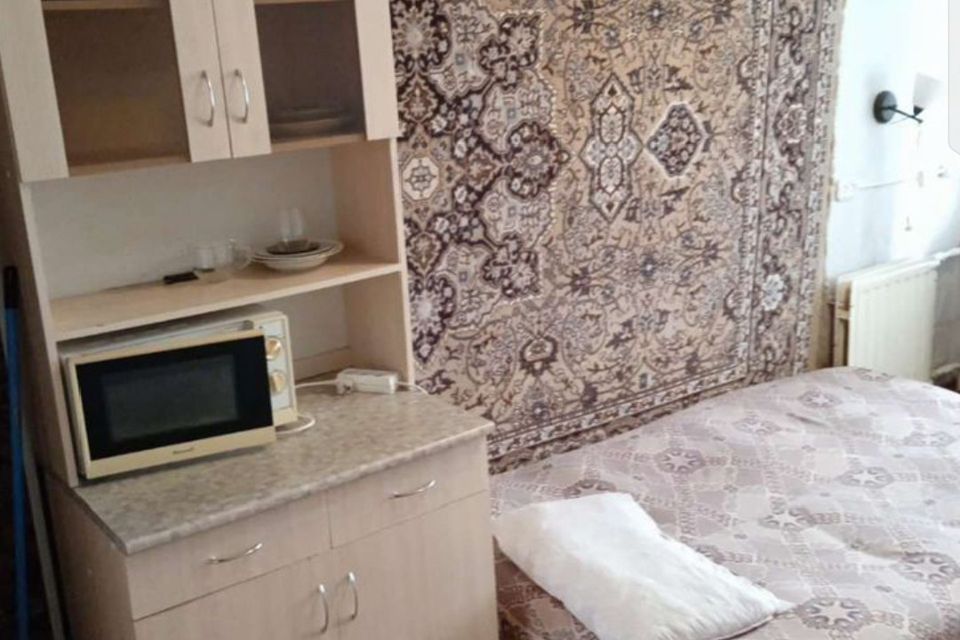 Продаётся комната в 3-комн. квартире, 13.1 м²