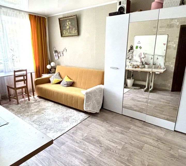 Продаётся 3-комнатная квартира, 61.4 м²