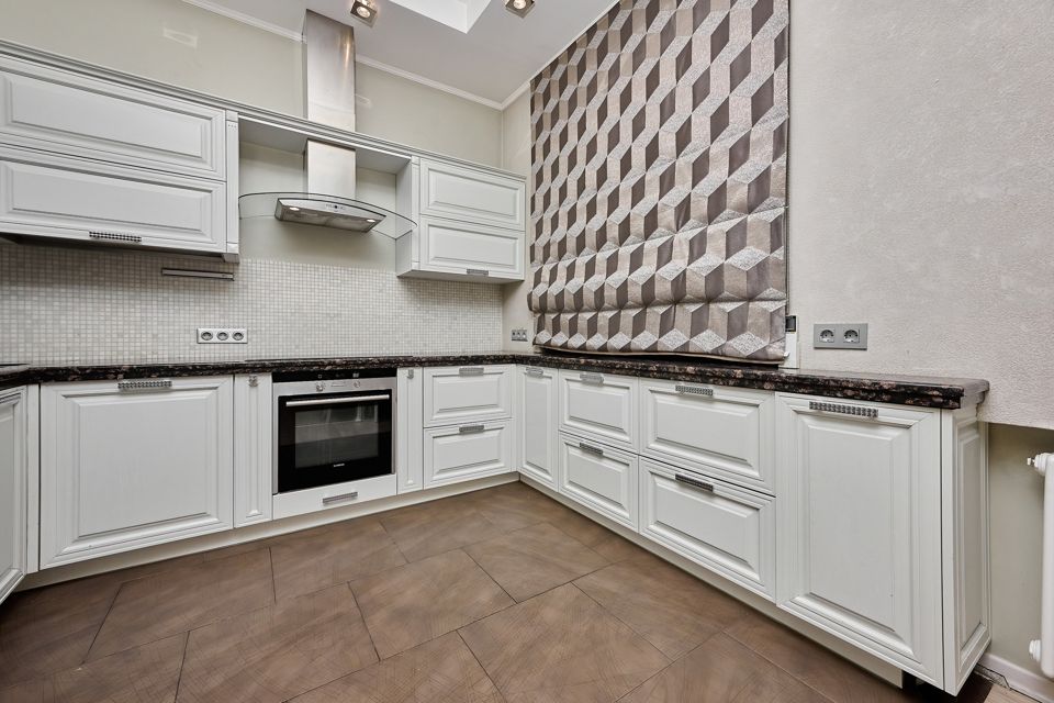 Продаётся 3-комнатная квартира, 76.6 м²