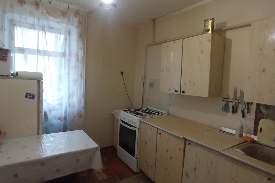 Продаётся 3-комнатная квартира, 61.5 м²