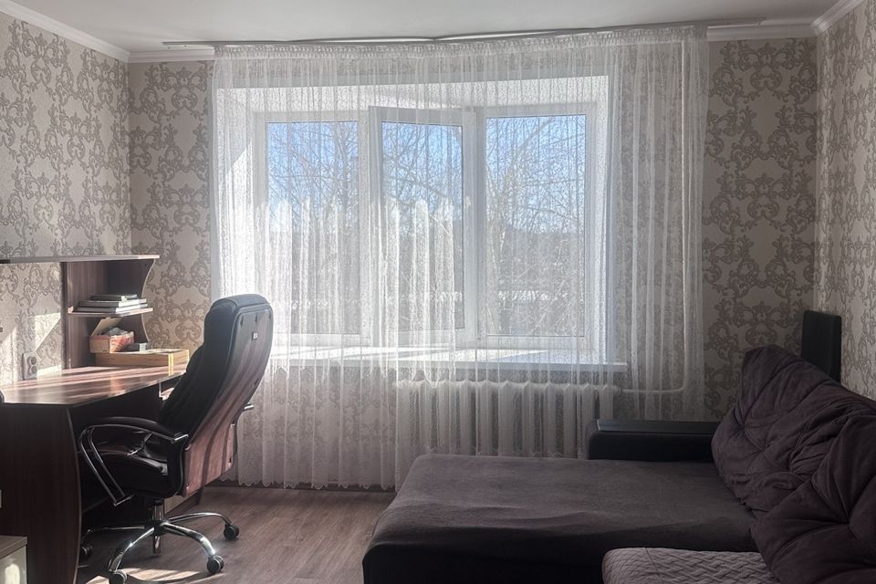 Продаётся 4-комнатная квартира, 73.8 м²
