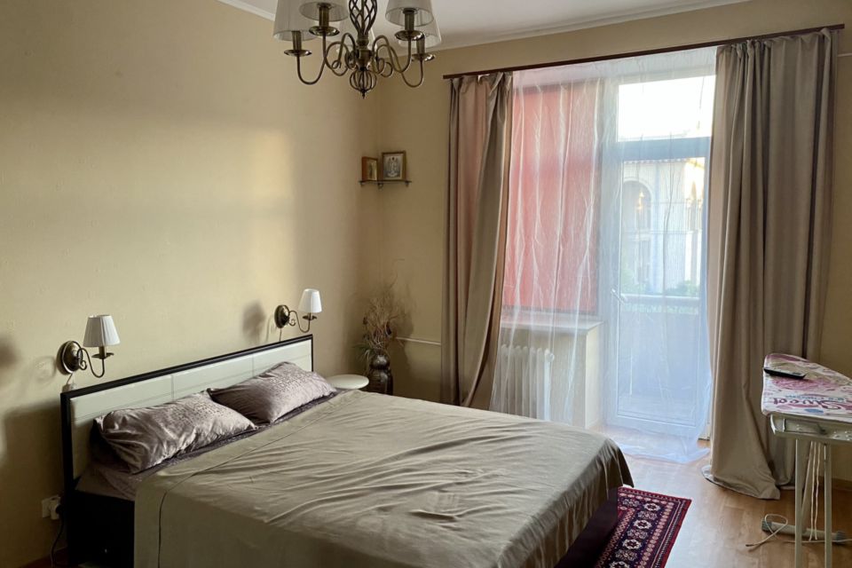 Продаётся 3-комнатная квартира, 77 м²