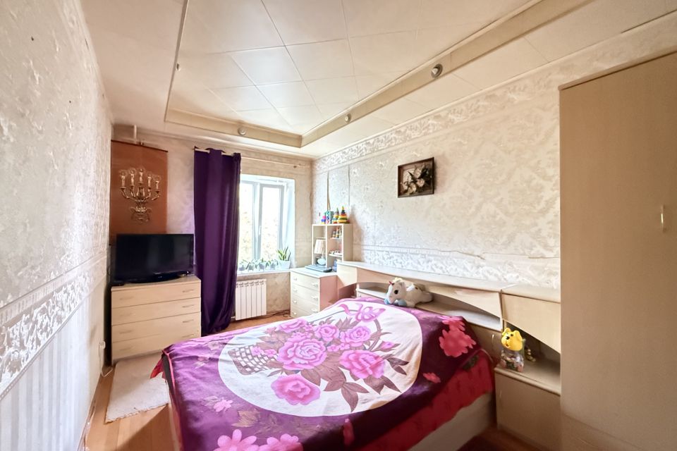 Продаётся 4-комнатная квартира, 100 м²