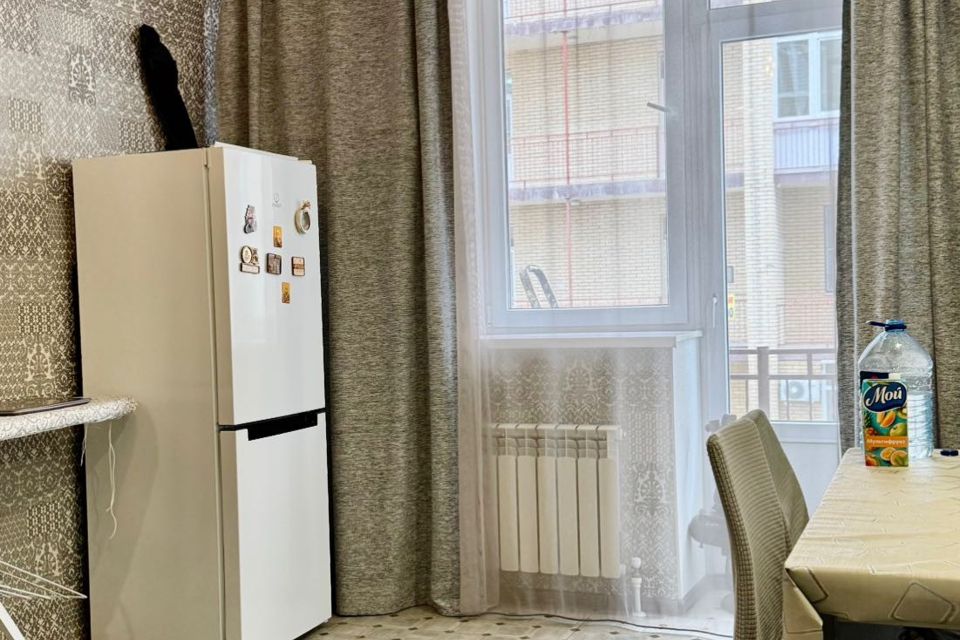 Продаётся 1-комнатная квартира, 56.8 м²