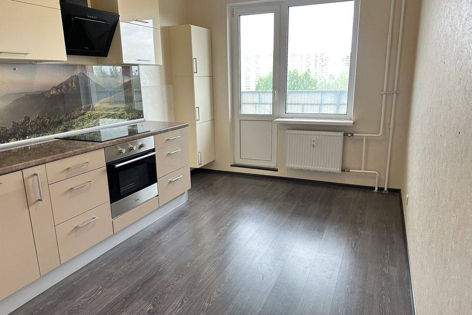 Продаётся 1-комнатная квартира, 43 м²