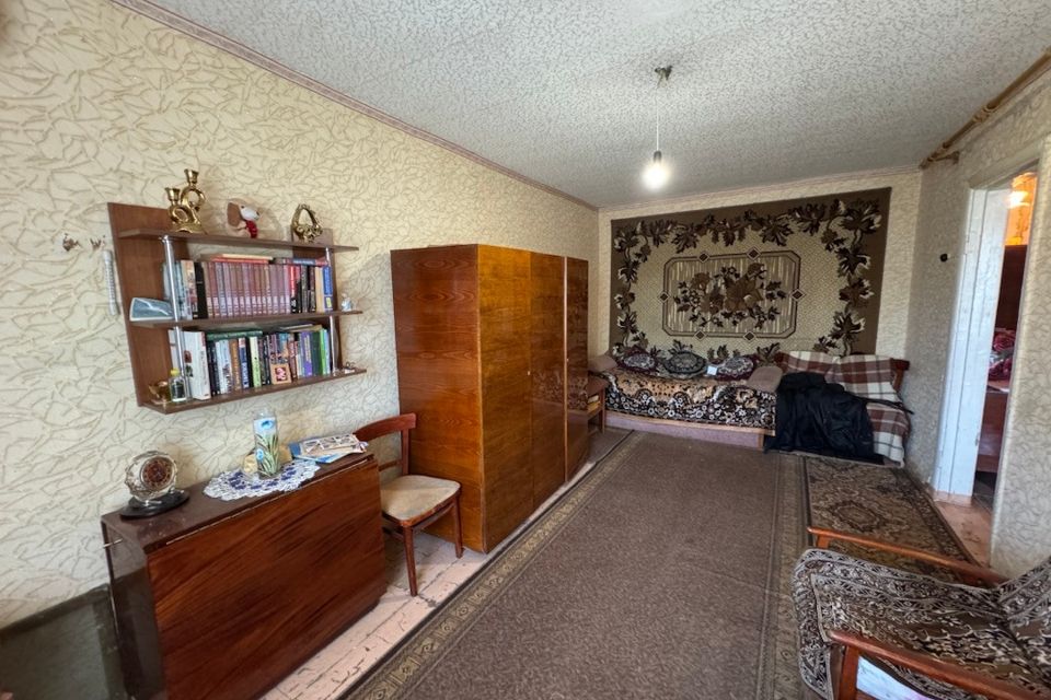 Продаётся 1-комнатная квартира, 32 м²
