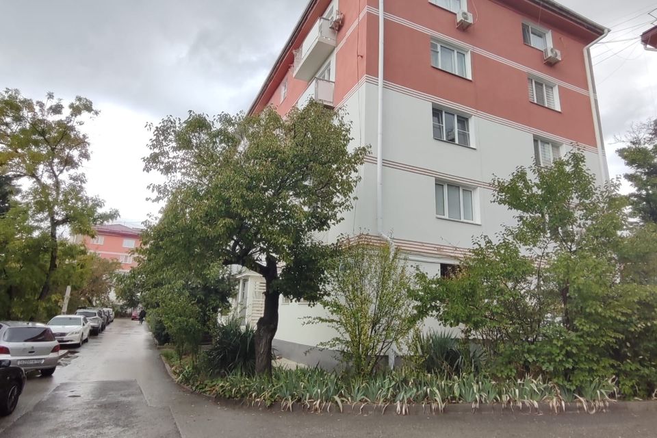 Продаётся 2-комнатная квартира, 43.6 м²
