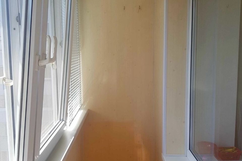 Продаётся 1-комнатная квартира, 32 м²