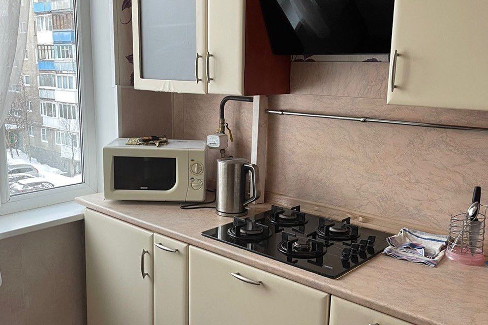 Продаётся 2-комнатная квартира, 43.6 м²