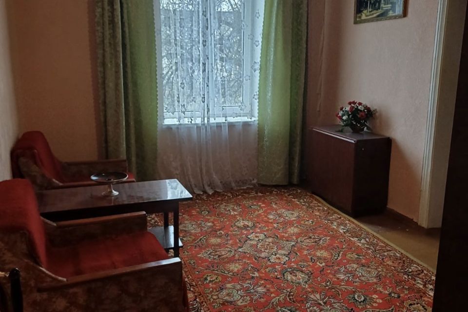 Продаётся 3-комнатная квартира, 41 м²