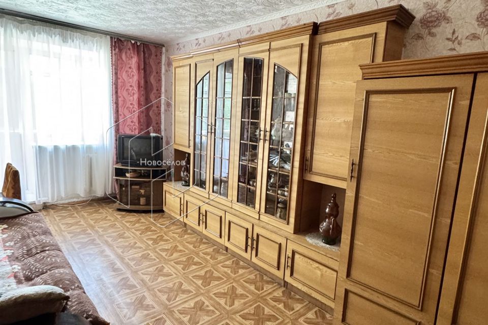 Продаётся 2-комнатная квартира, 43.8 м²