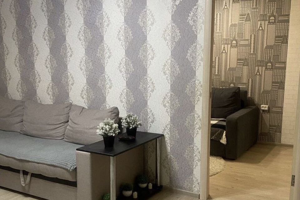 Продаётся 2-комнатная квартира, 43.2 м²
