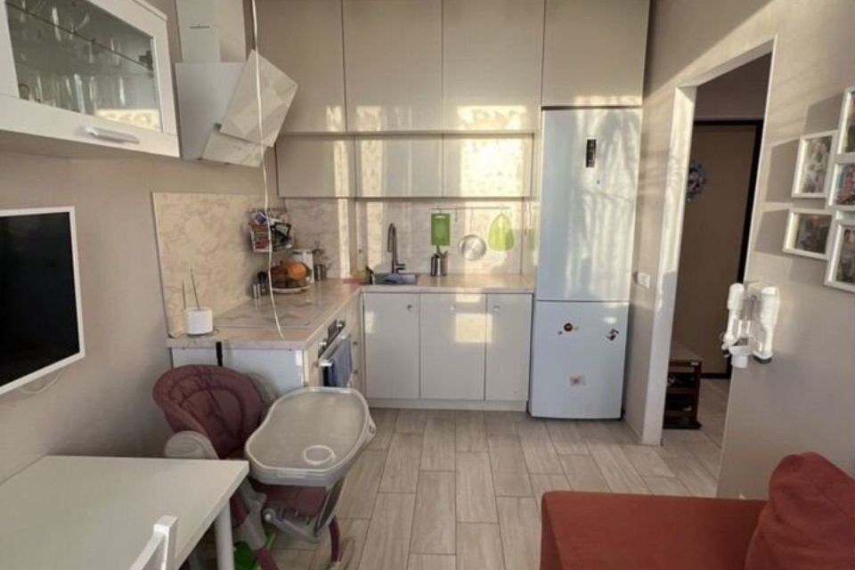 Продаётся 1-комнатная квартира, 38.2 м²
