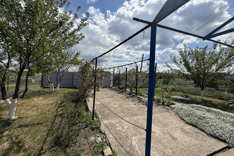 Продаётся 2-этажный дом, 200 м²