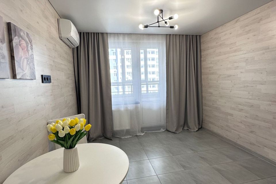 Продаётся 1-комнатная квартира, 37.6 м²