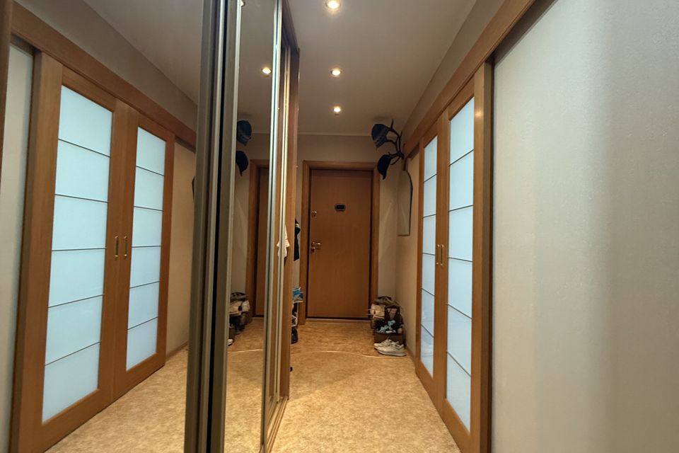 Продаётся 4-комнатная квартира, 76.1 м²