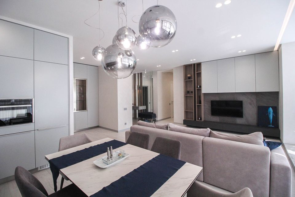 Продаётся 3-комнатная квартира, 98.6 м²