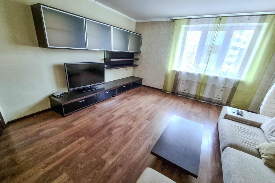 Продаётся 2-комнатная квартира, 69.4 м²
