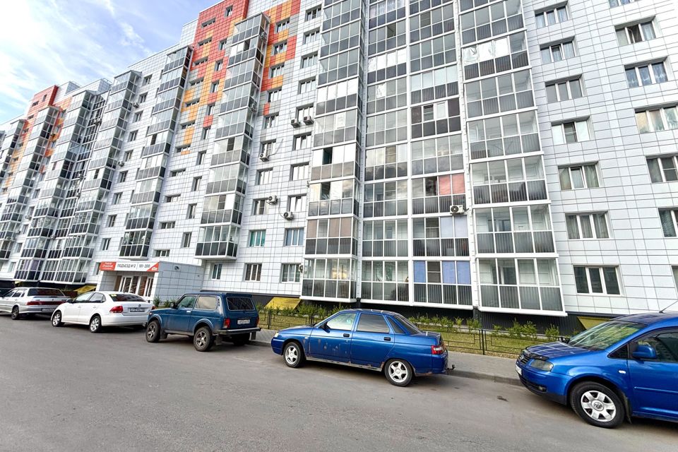 Продаётся 1-комнатная квартира, 37.4 м²