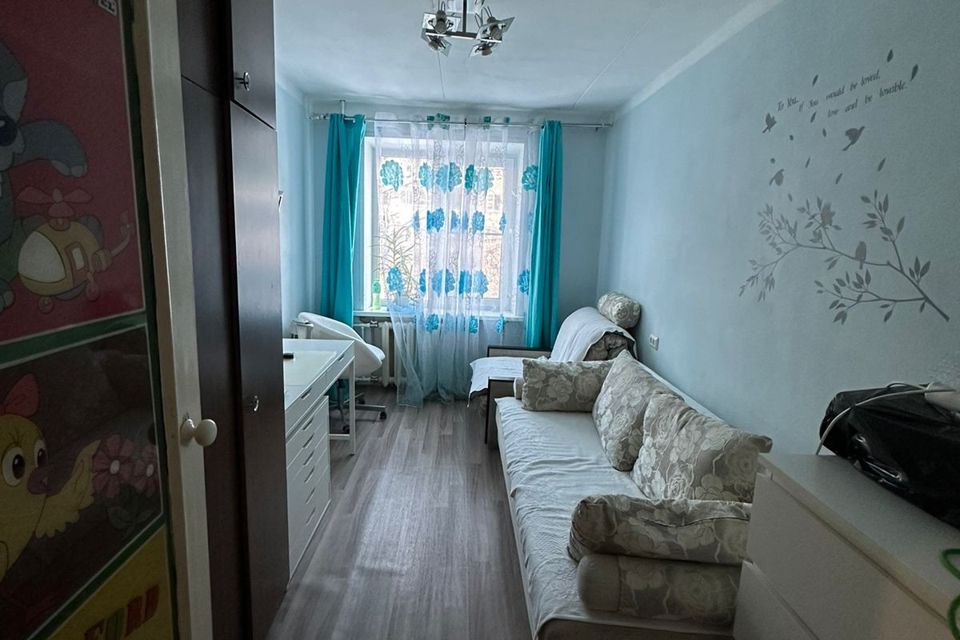 Продаётся 3-комнатная квартира, 59.2 м²