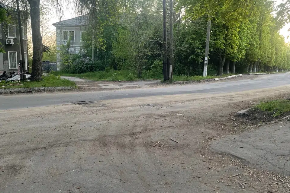 Продаётся 2-этажный дом, 700 м²
