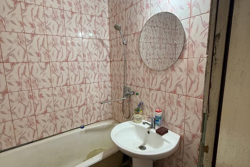 Продаётся 3-комнатная квартира, 70.4 м²