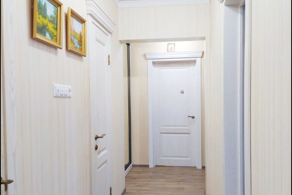 Продаётся 3-комнатная квартира, 82 м²