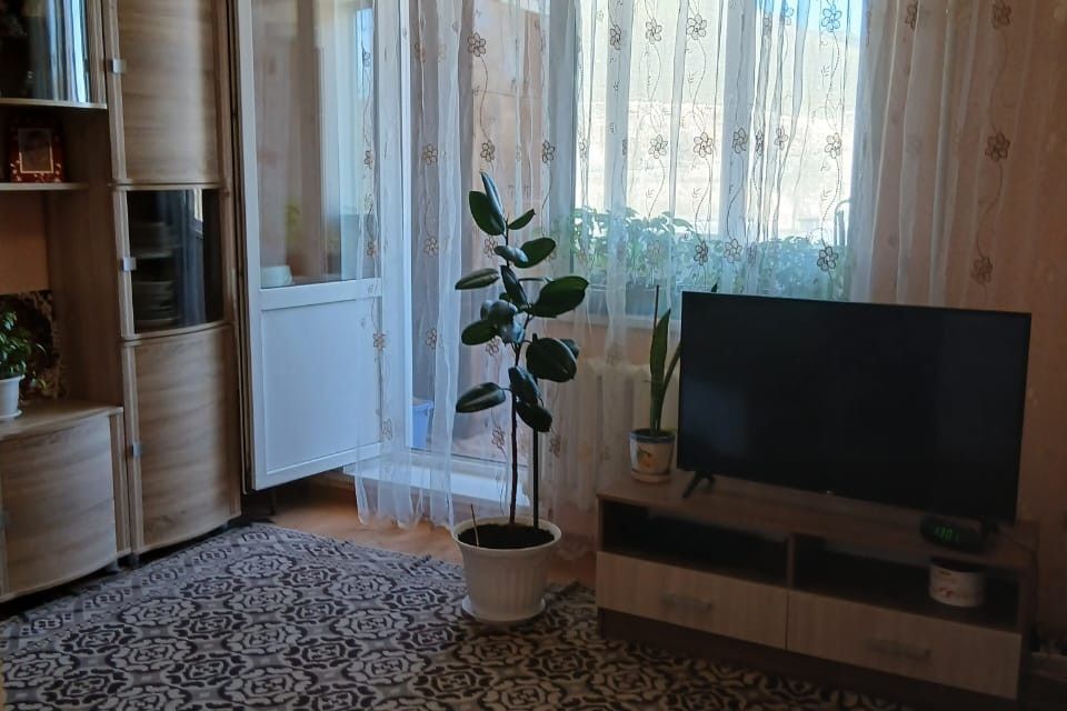 Продаётся 1-комнатная квартира, 37 м²