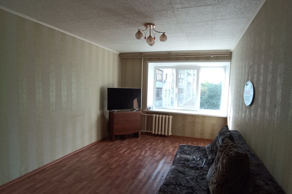 Продаётся 1-комнатная квартира, 32 м²