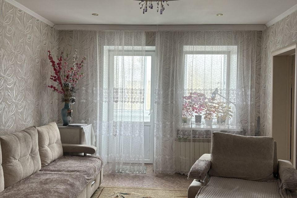 Продаётся 3-комнатная квартира, 64.2 м²